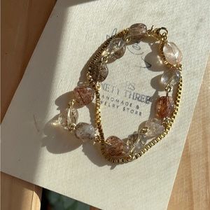 THOUSAND LAYER GARDEN QUARTZ